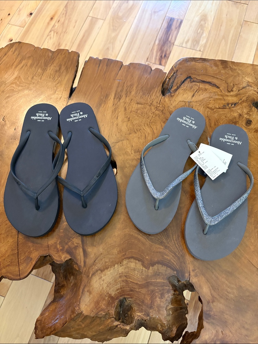 Abercrombie & Fitch Women's Flip Flops - Charcoal and Light Gray Silver Glitter